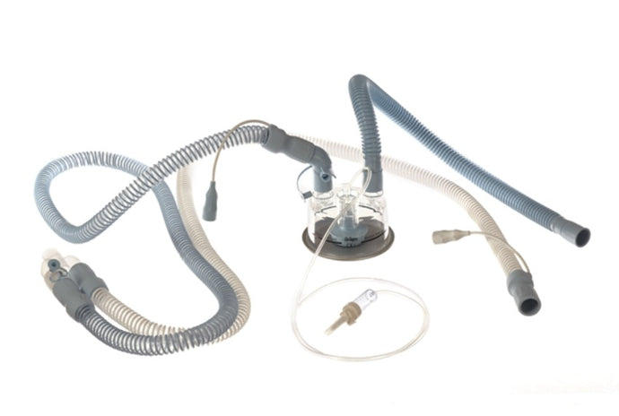 Circuito respiratorio para adulto Dräger VentStar Helix, doble calefactado (MP02606), en su empaque estéril para ventilador mecánico.