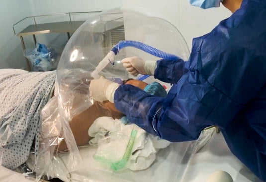 Campana Rosseli Anti-Aerosol Para Intubación Traqueal Sanitizable De Acrílico