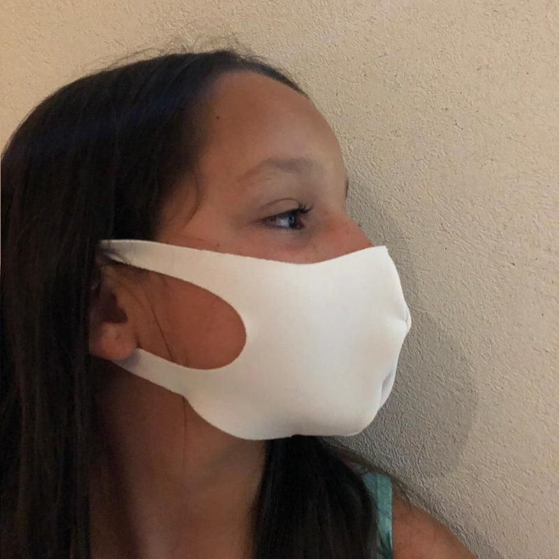 Cargue la imagen en el visor de la galería, Cubrebocas De Poliester Lavable Para Niños Varios Colores - Paquete De 20 Piezas
